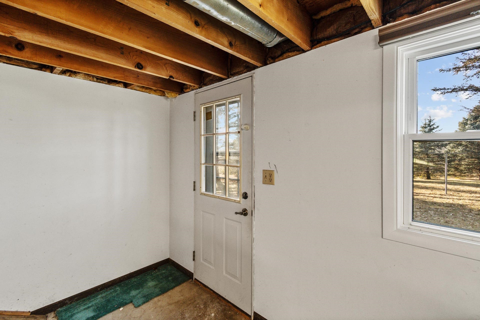 2542 County Road P, Springdale, WI 53593