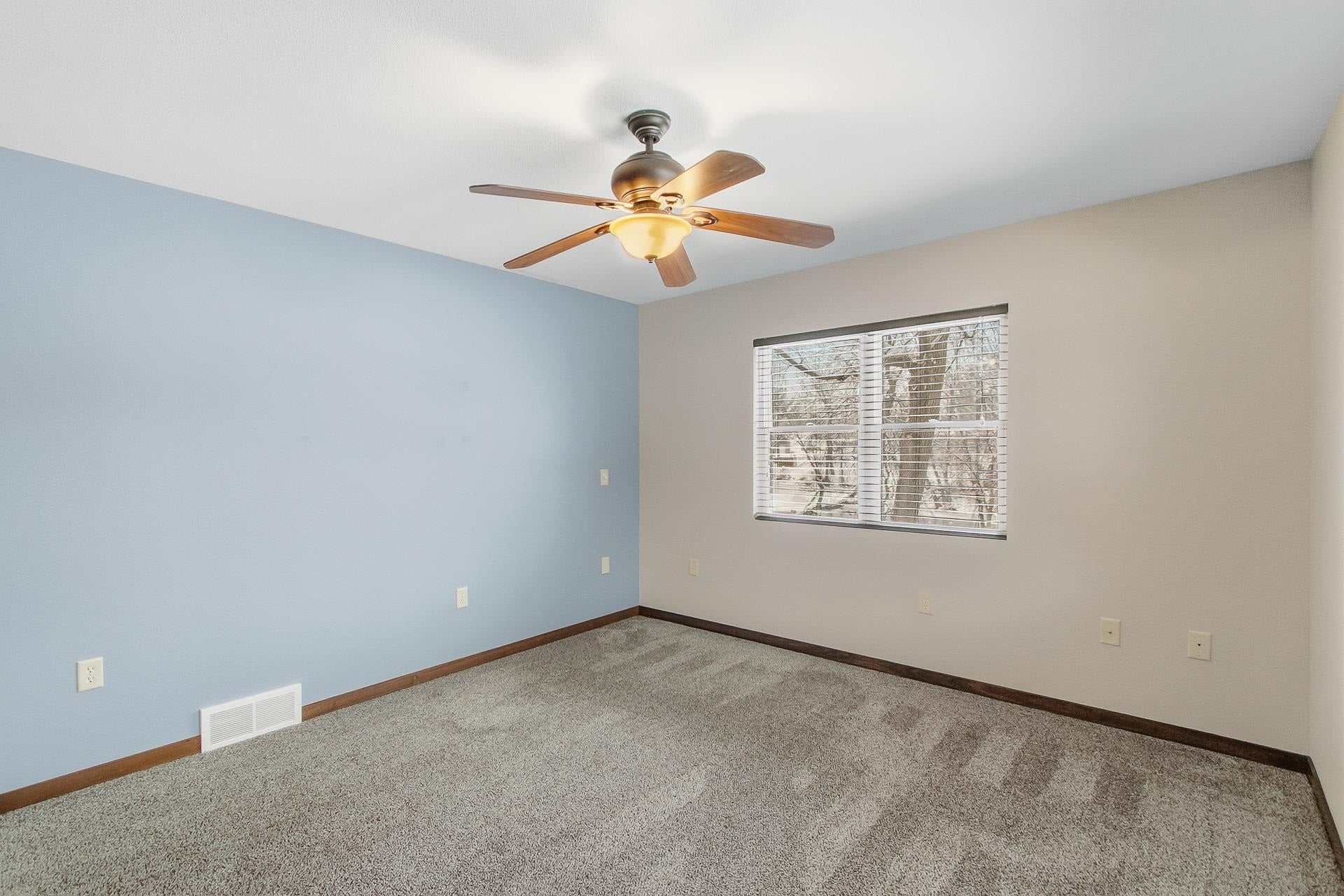 831 Island Court, Baraboo, WI 53913