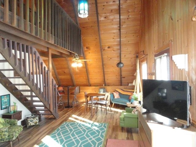 10555 Freedom Rd, Byron, WI 54660