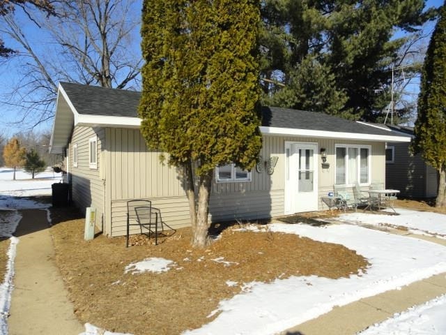 10555 Freedom Rd, Byron, WI 54660