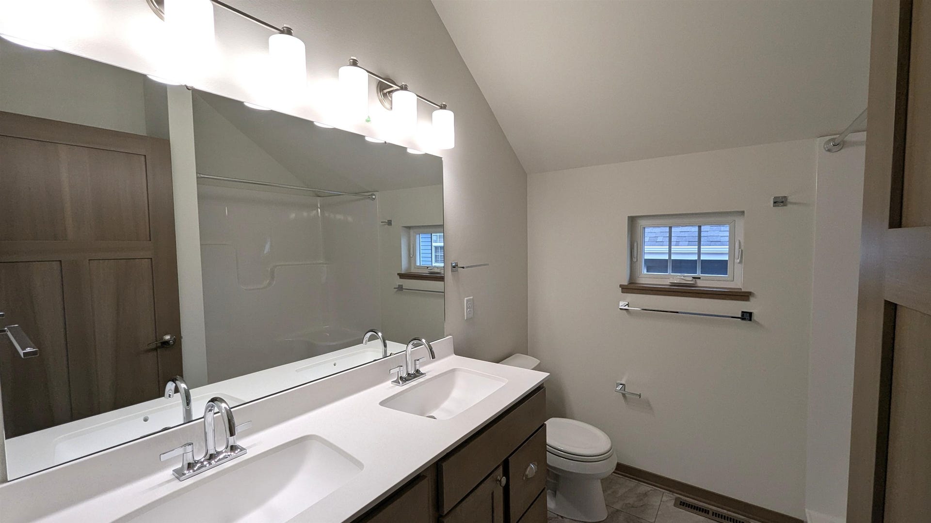 4307 Goldeneye Gateway Drive, Middleton, WI 53562