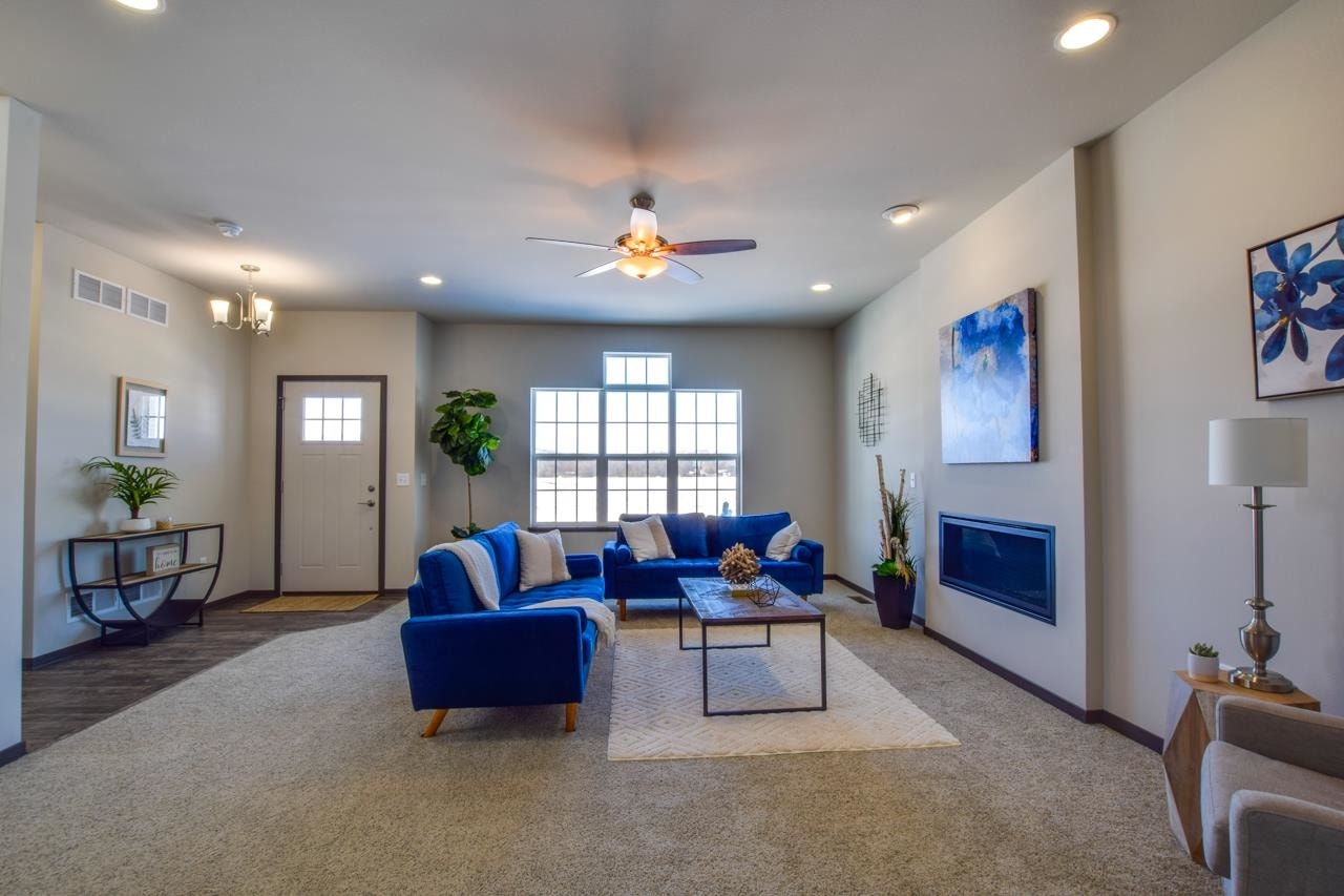 4302 Goldeneye Gateway Drive, Middleton, WI 53562