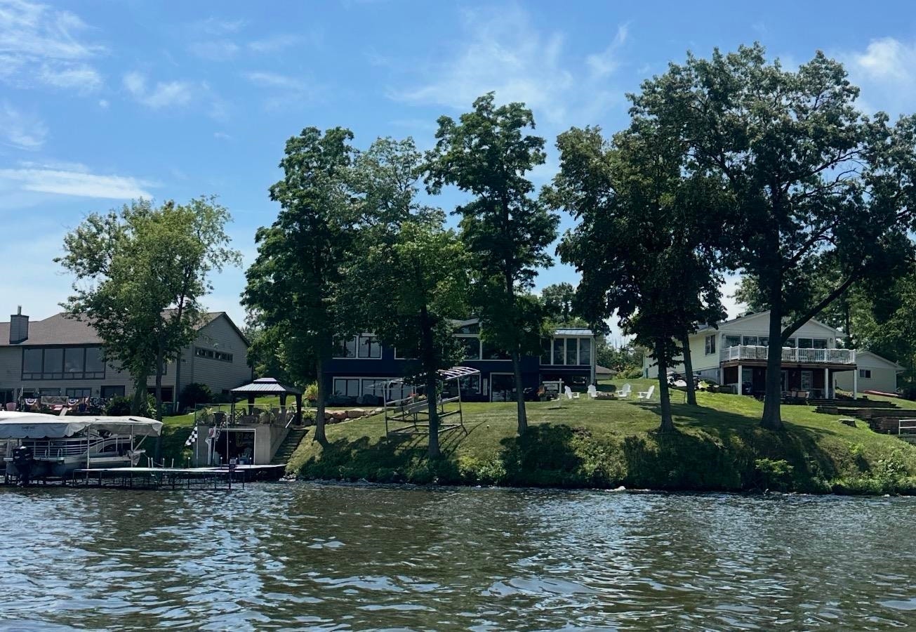 N2348 Trails End Road, West Point, WI 53555-0000