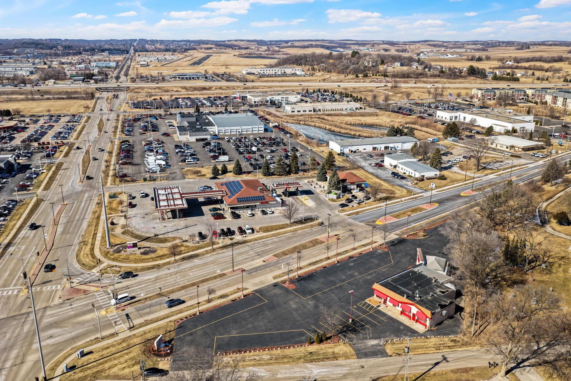 3415 Parmenter Street, Middleton, WI 53562-1527