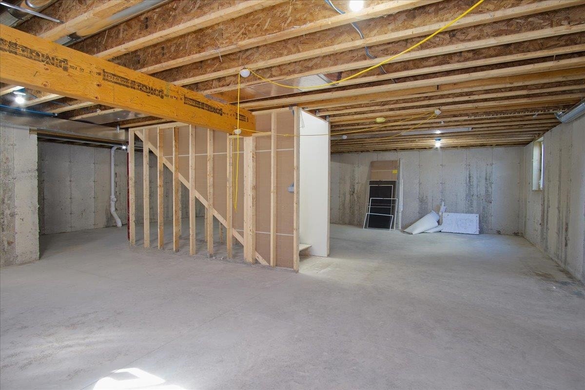 1133 Kamperschroer Way, Sun Prairie, WI 53590