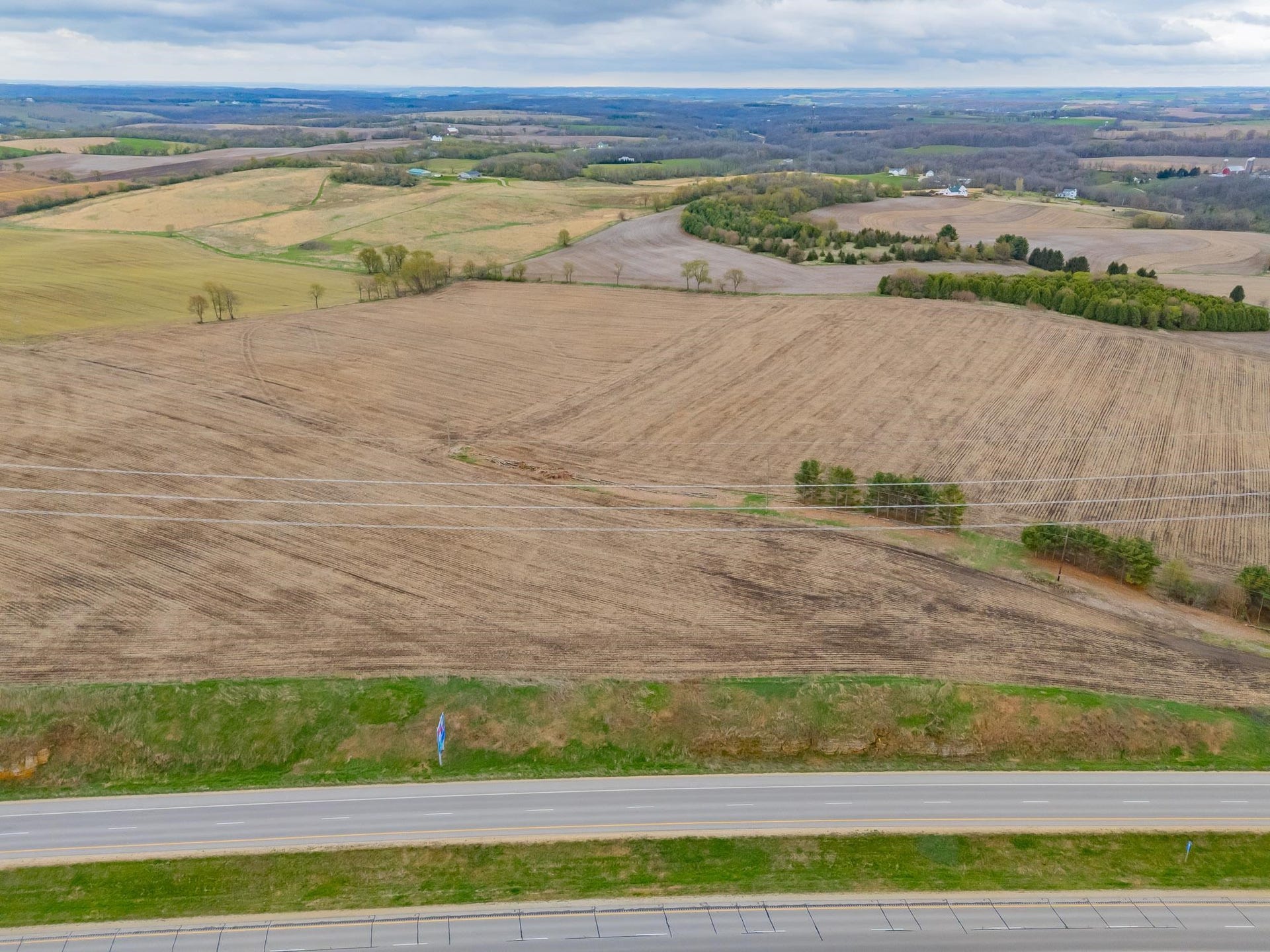 38 Ac Highway 18/151, Springdale, WI 53572-9999