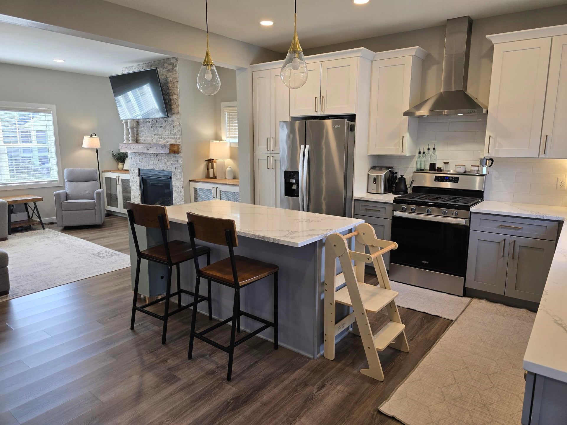 4886 Tat Soi Road, Fitchburg, WI 53711