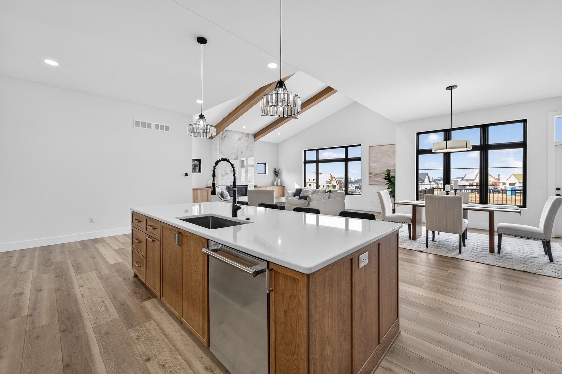 1403 Atlas Trail, Waunakee, WI 53597