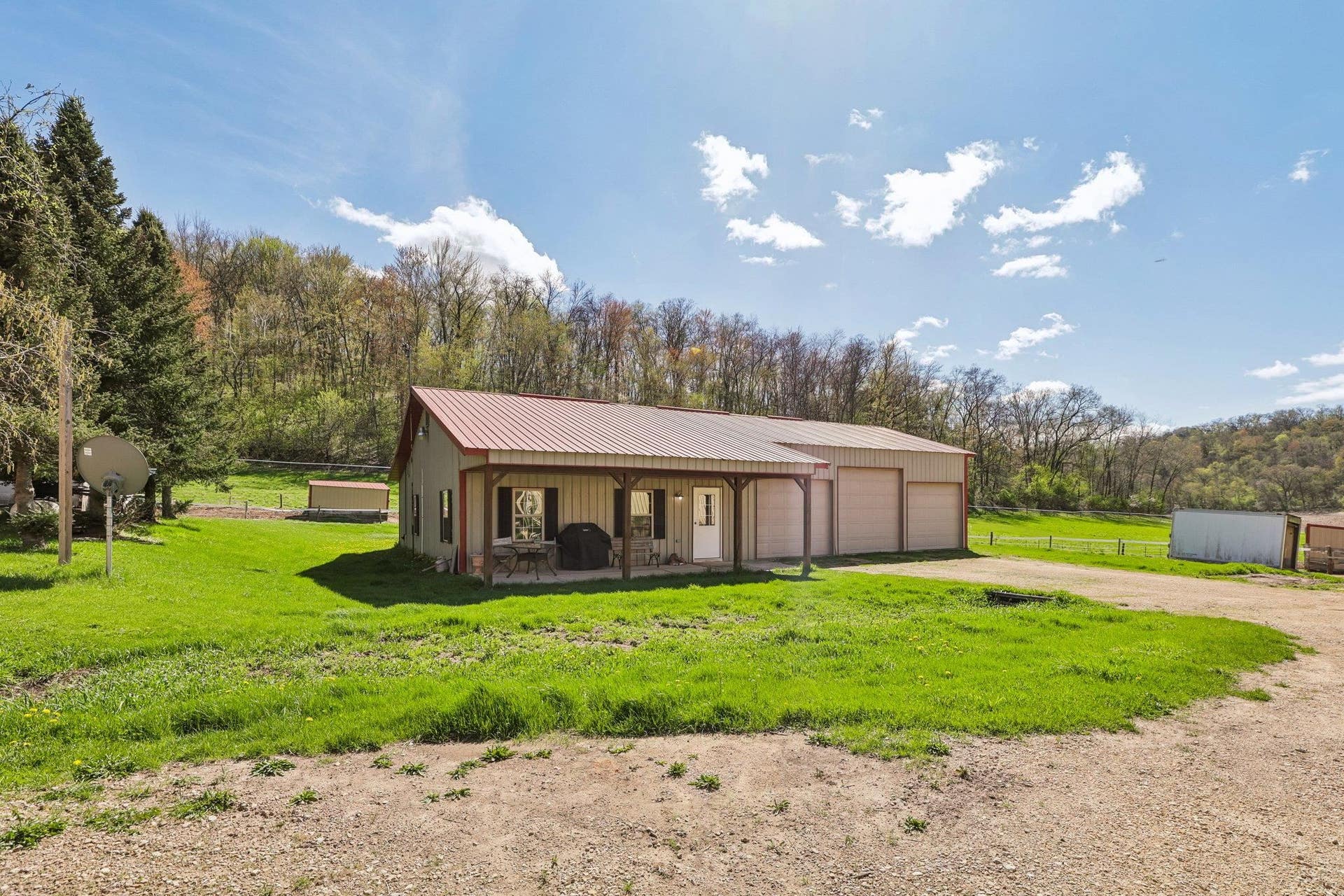 6604 Shower Road, Mazomanie, WI 53560-9675