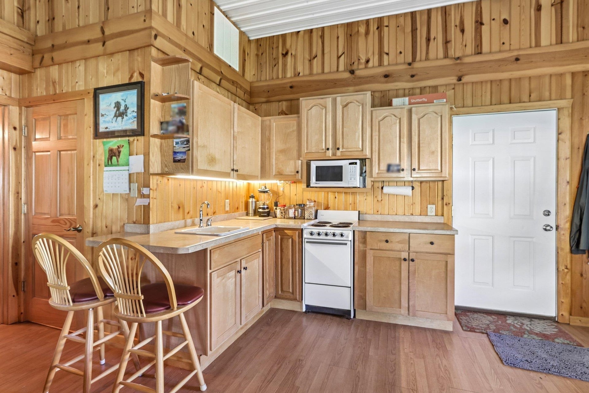 6604 Shower Road, Mazomanie, WI 53560-9675