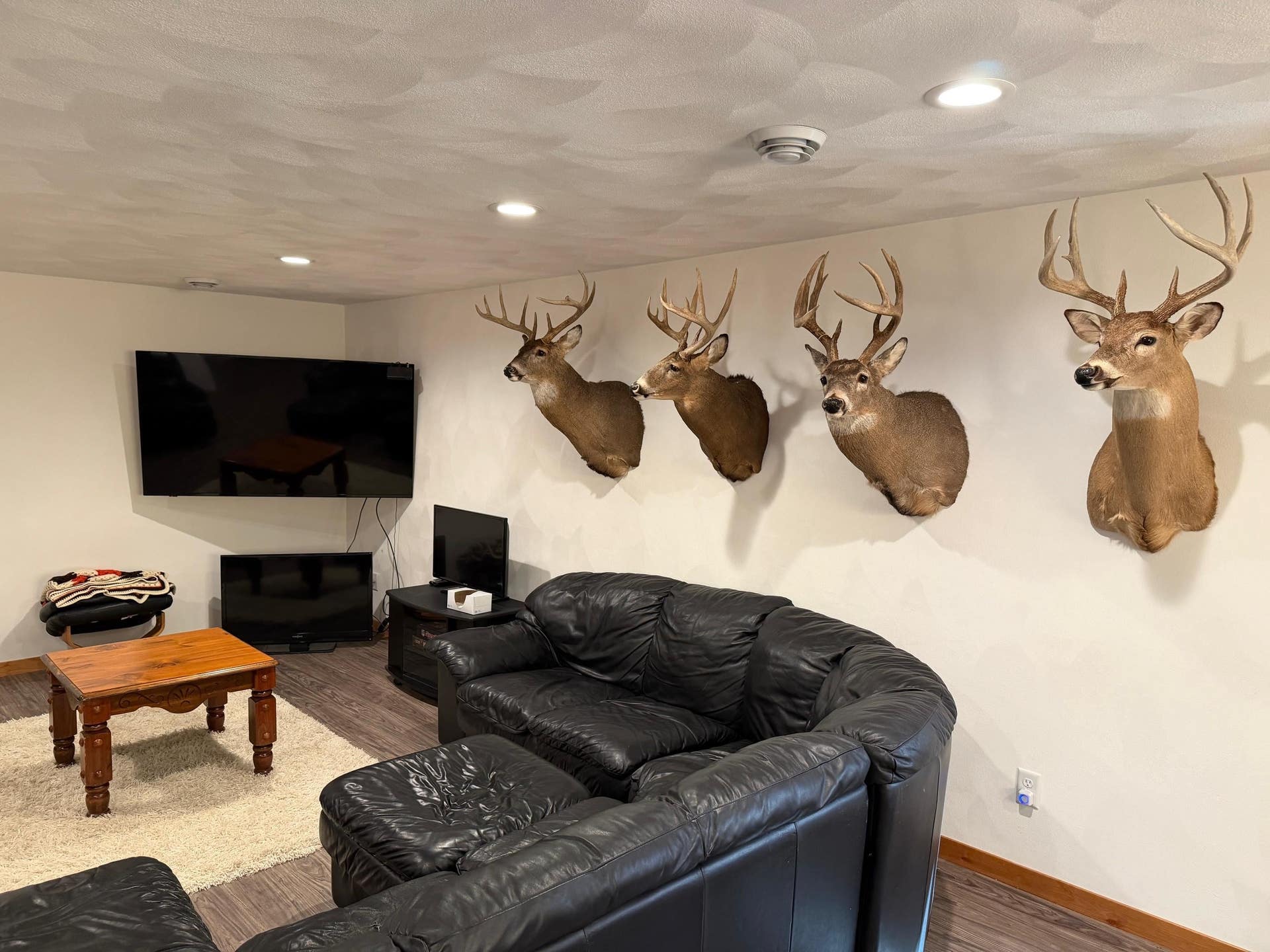 21881 Kale Road, Leon, WI 54656