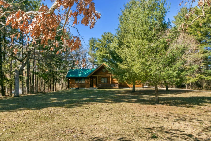 Property photo for N7589 Lakeside Drive, Pacific, WI