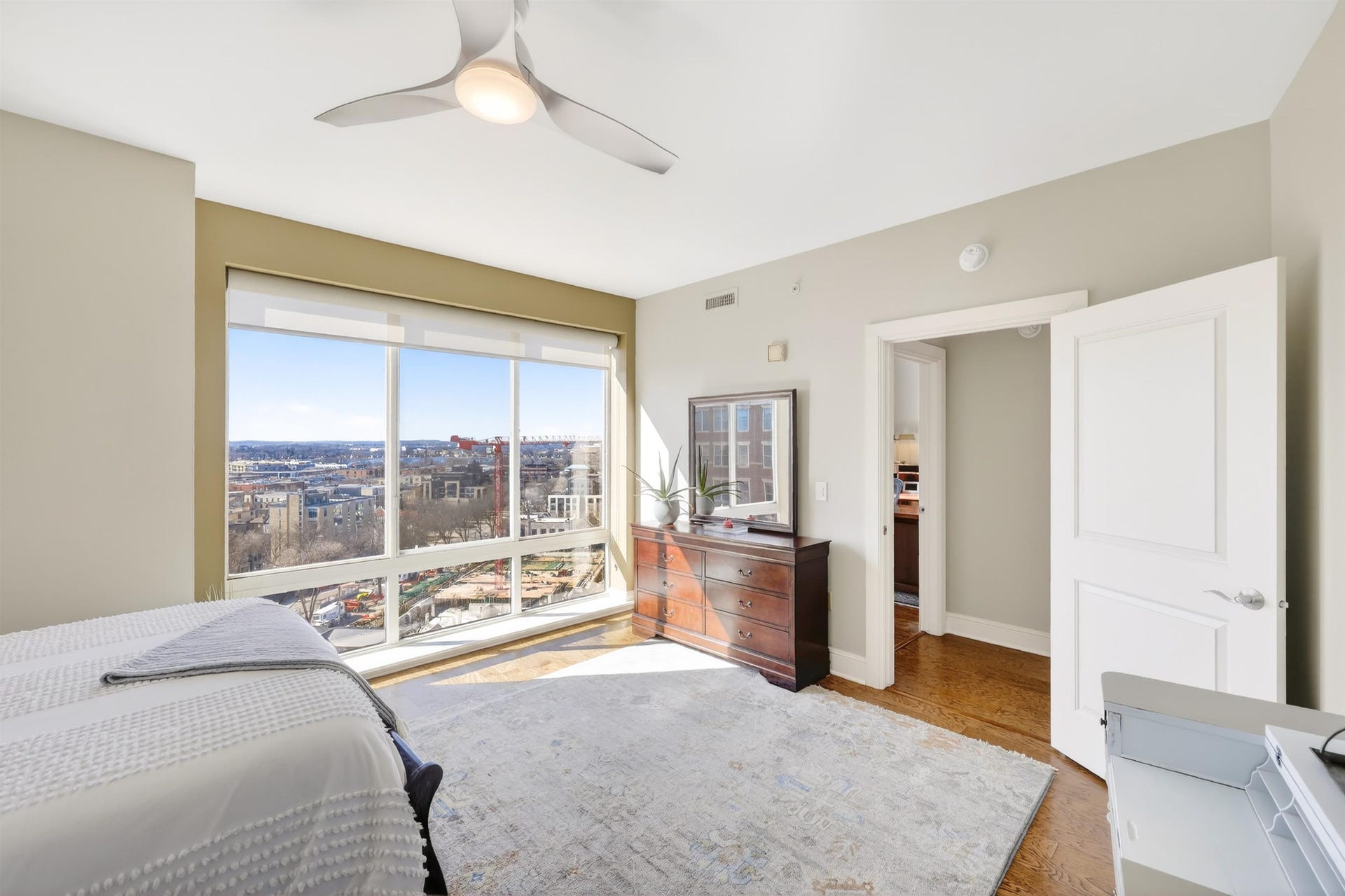 333 W Mifflin Street, #1251, Madison, WI 53703
