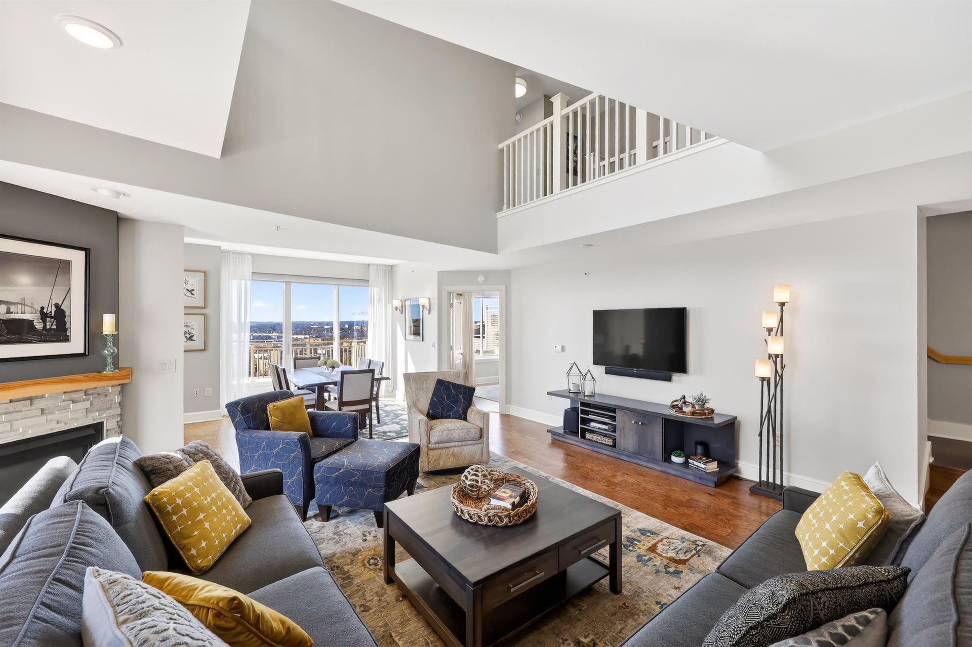 333 W Mifflin Street, #1251, Madison, WI 53703