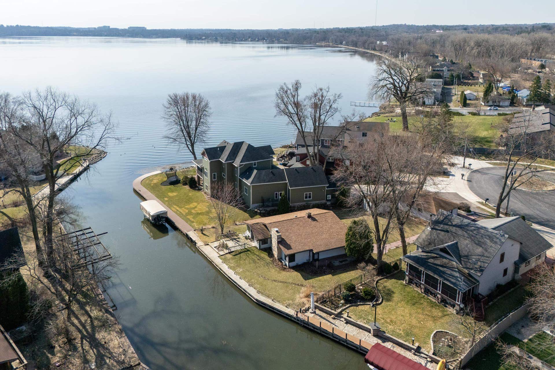 2809 Dewey Court, Middleton, WI 53562