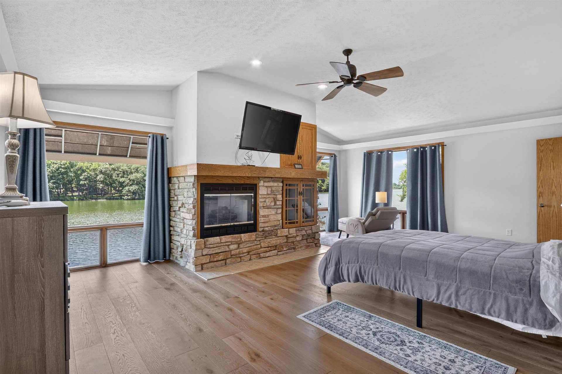 2870 S Riverside Drive, Beloit, WI 53511