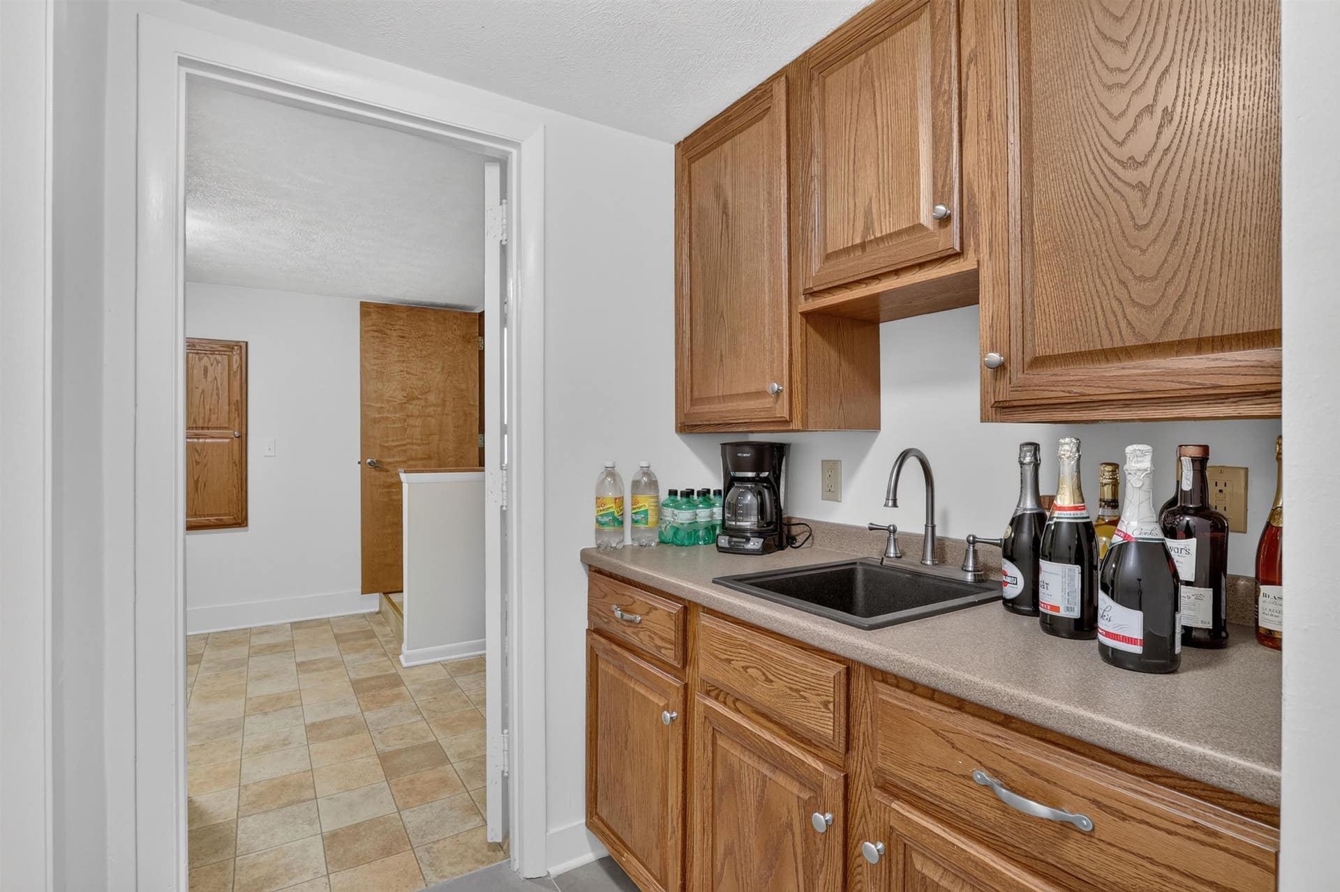 2870 S Riverside Drive, Beloit, WI 53511