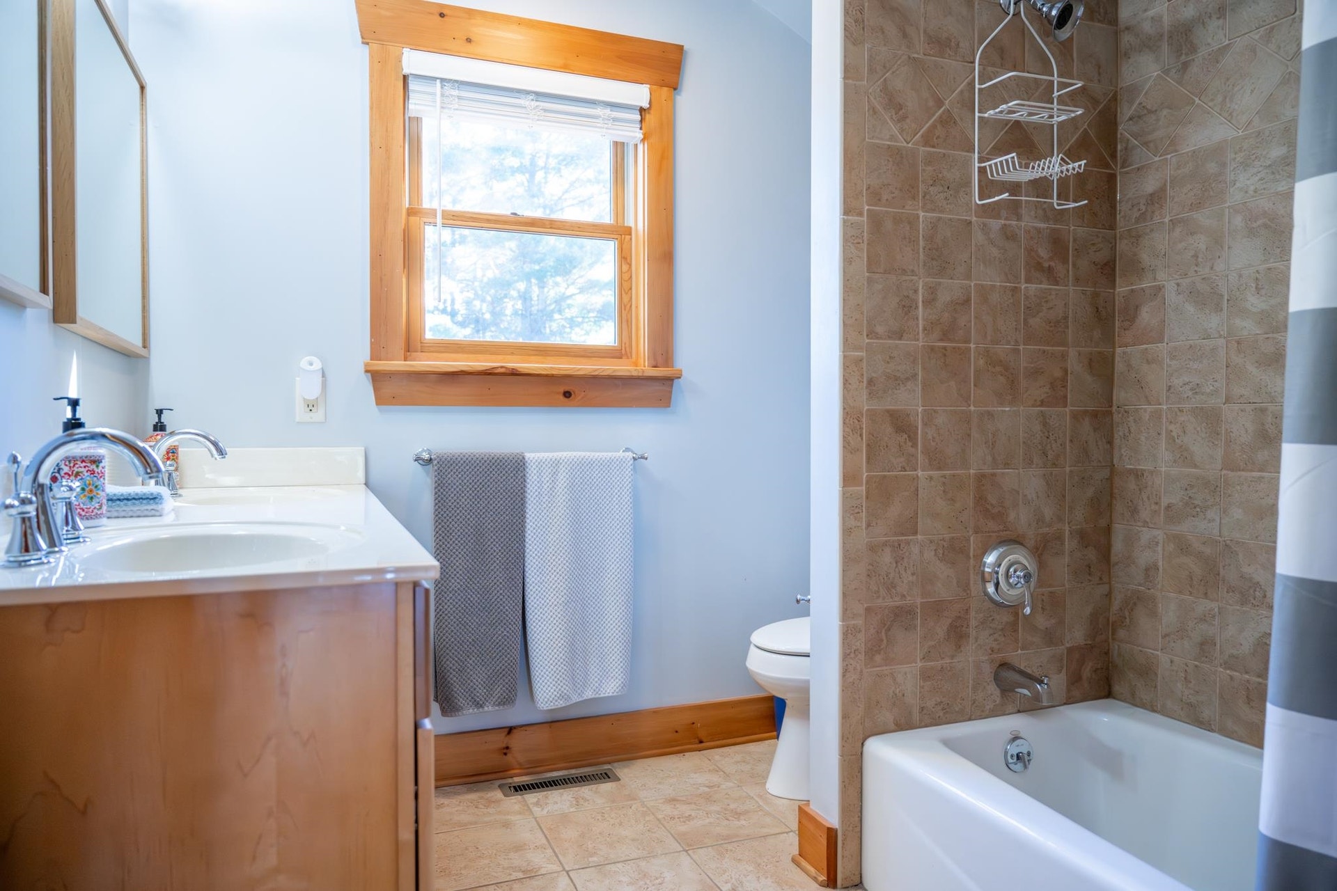1948 Hill Avenue, Quincy, WI 53934