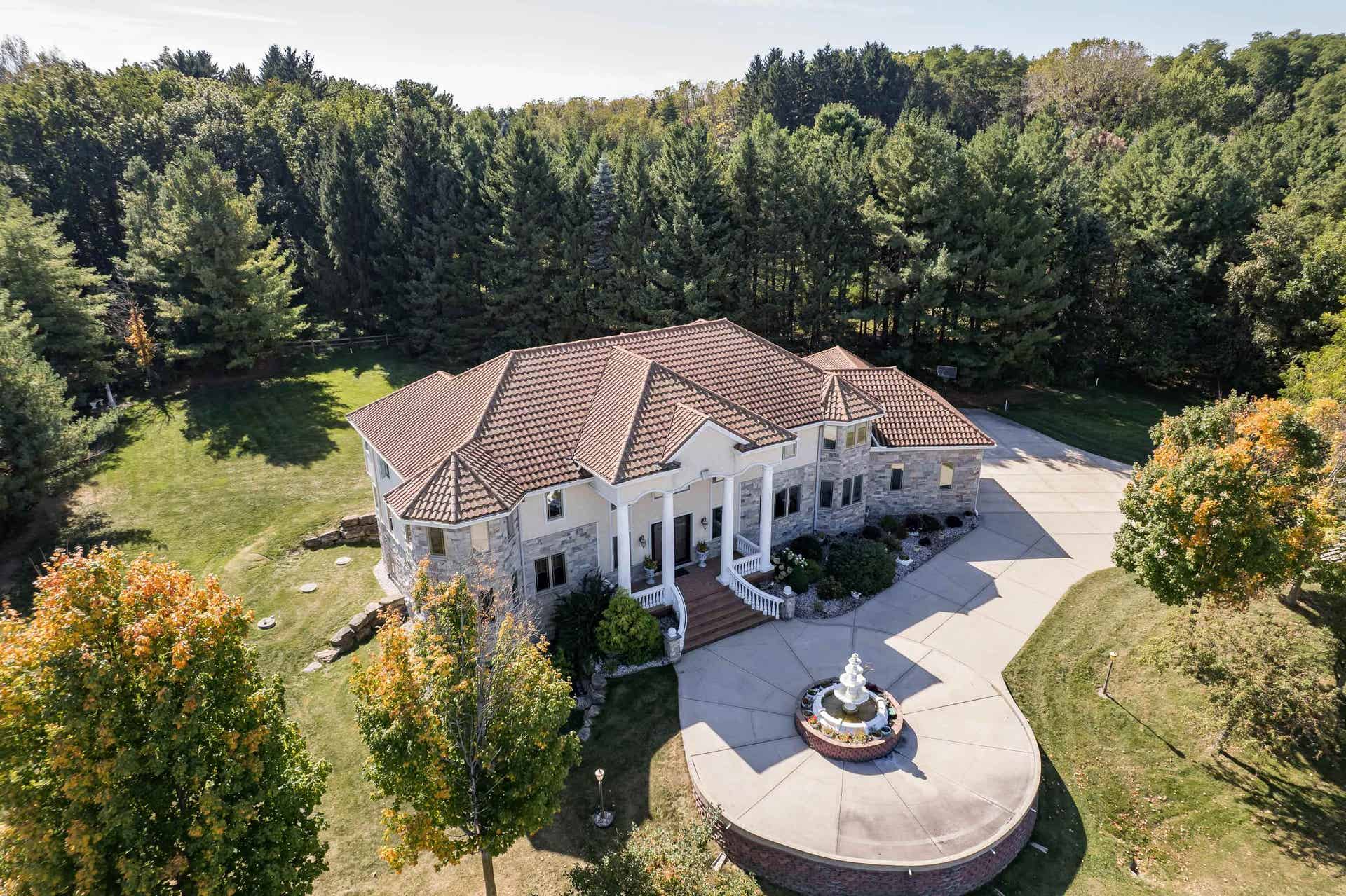 3319 Saracen Way, Middleton, WI 53593