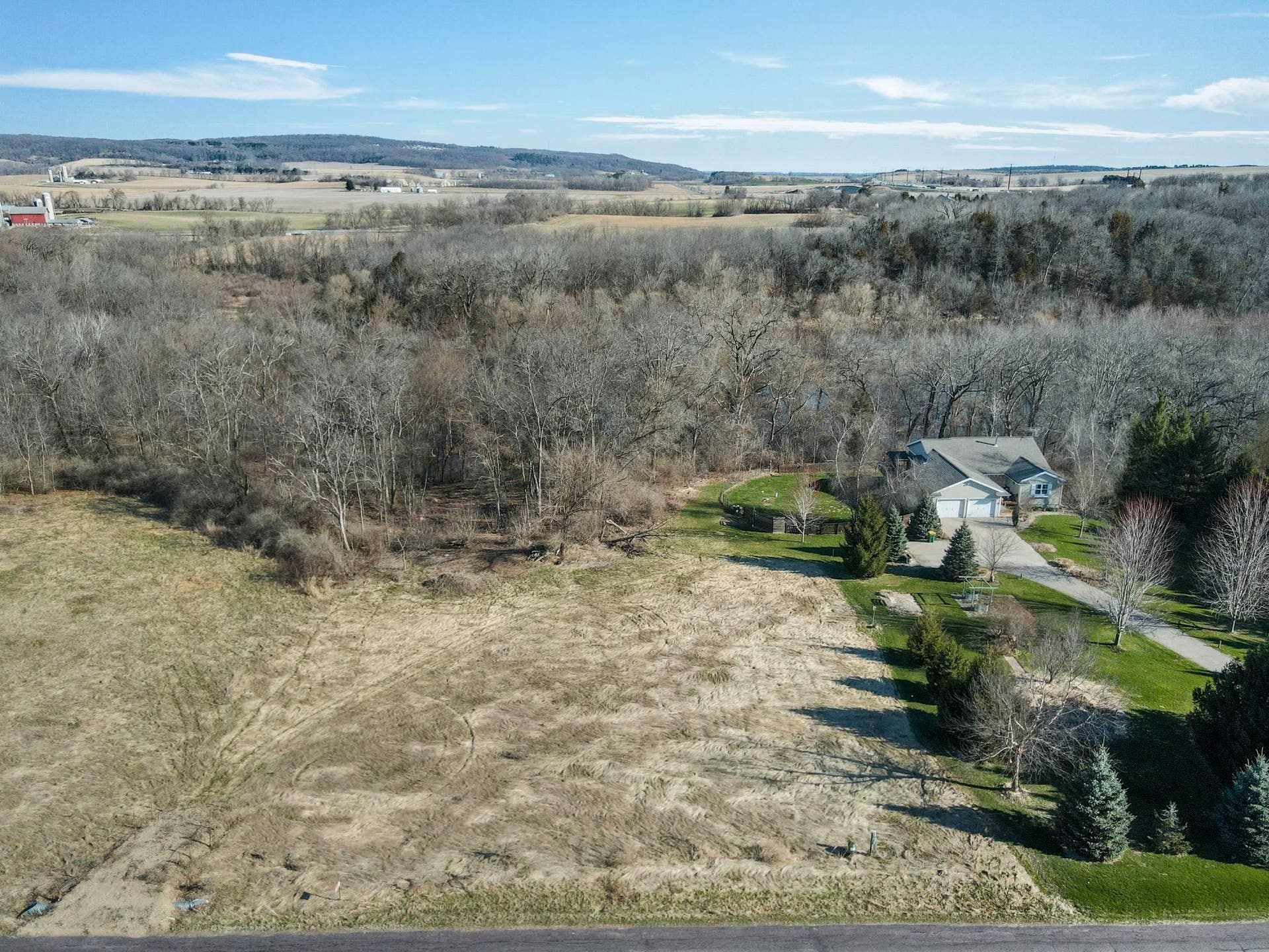 N4648 Allan Road, Caledonia, WI 53901