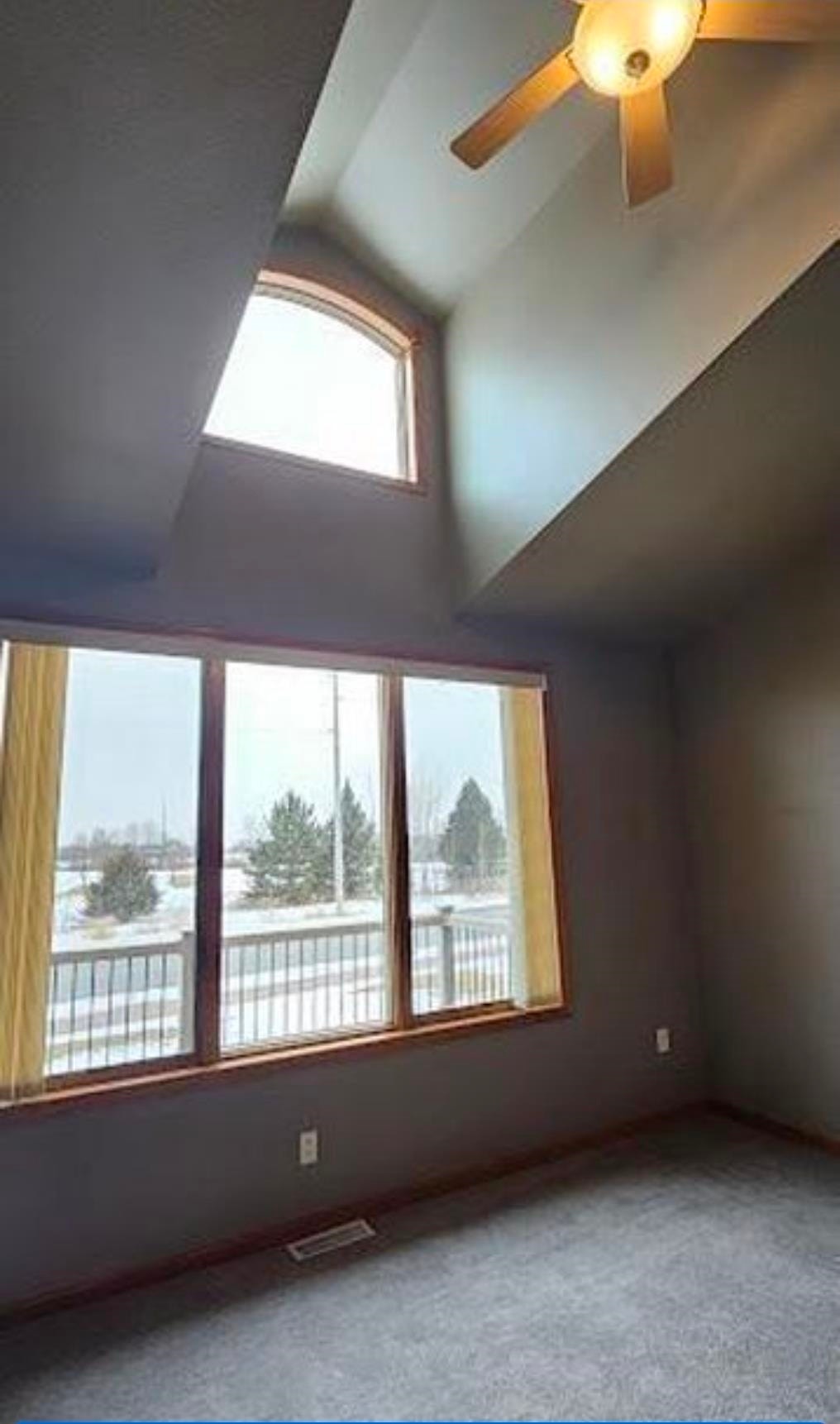 440 Grandview Drive, Waunakee, WI 53597-2823
