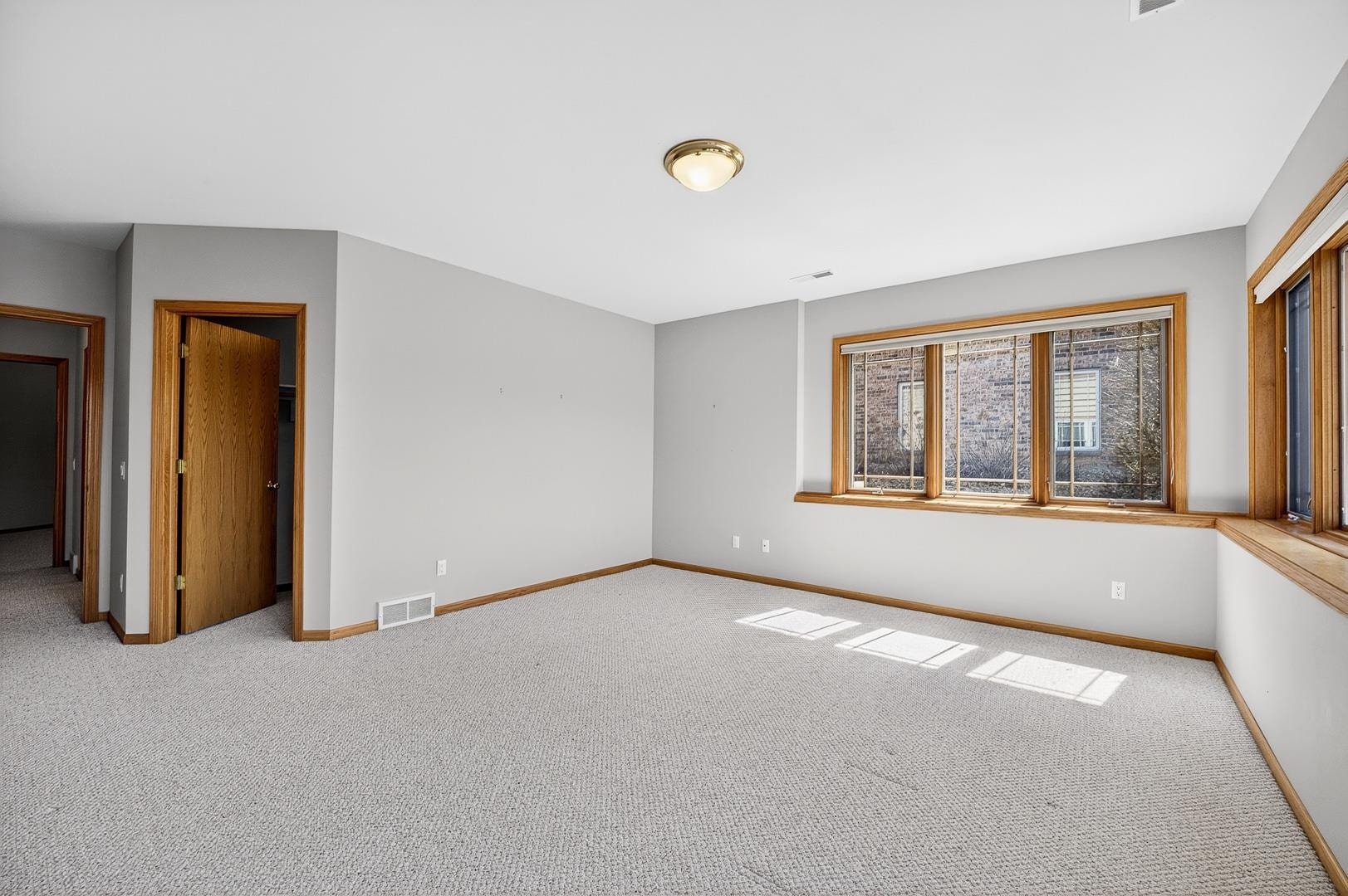 3026 Woods Edge Way, Fitchburg, WI 53711