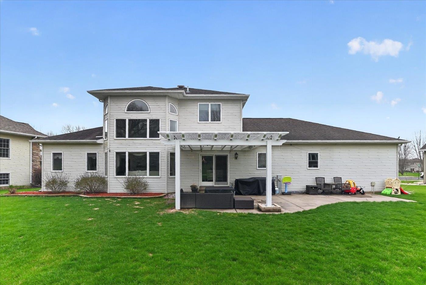6104 Brunet Island Court, McFarland, WI 53558-8685