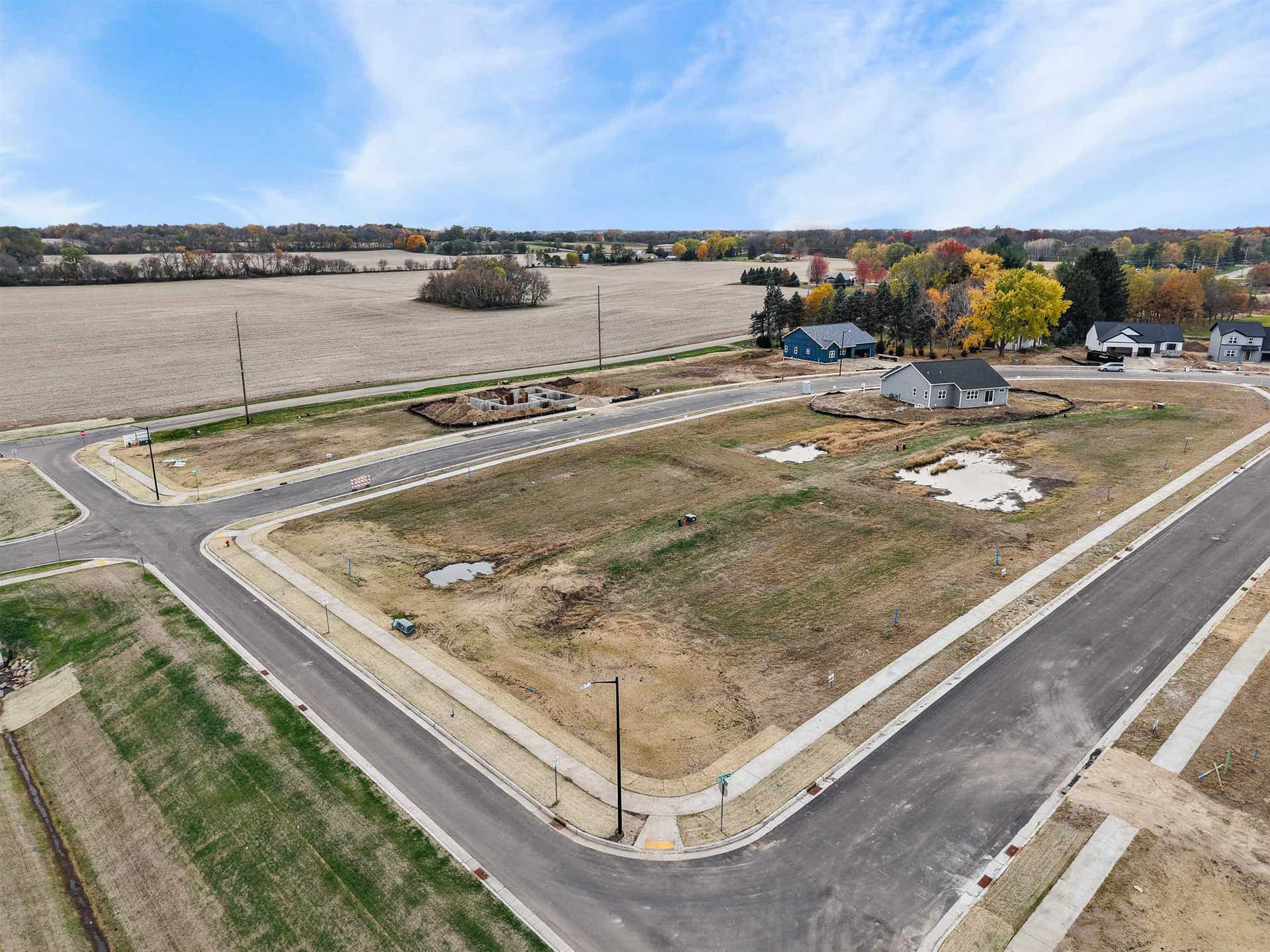 311 Wild Rose Way, Stoughton, WI 53589