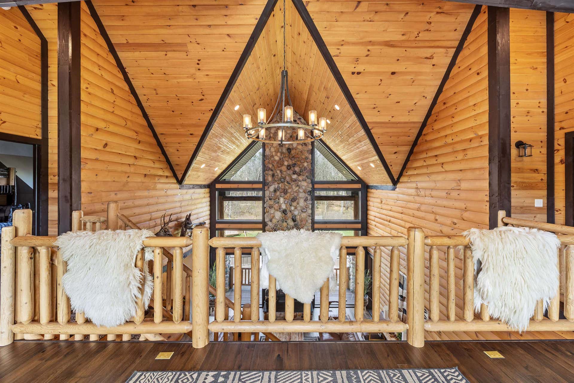 945 N Walden Way, Rome, WI 54457
