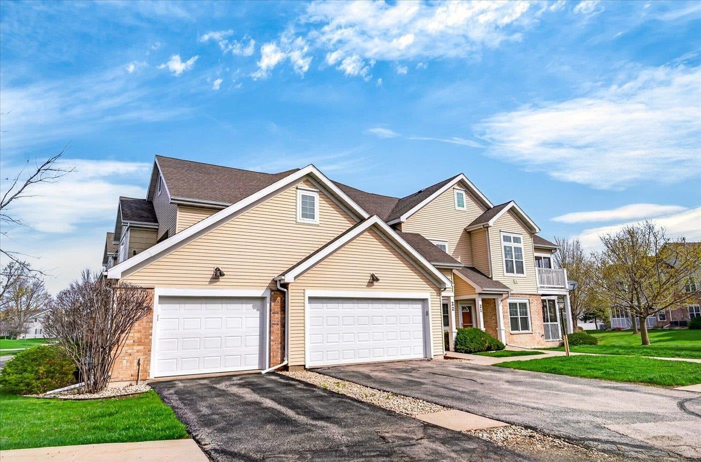 30 Keystone Way, #22, Fitchburg, WI 53711