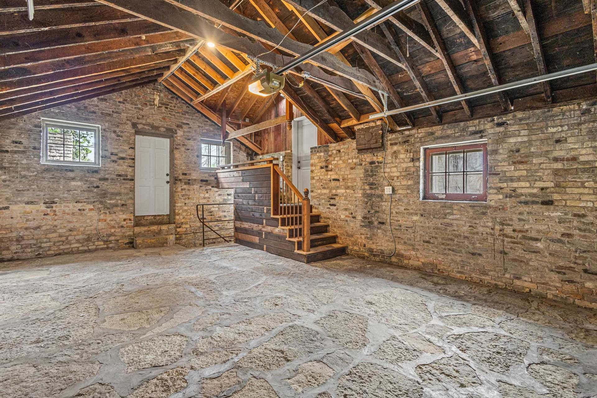 3400 Tally Ho Lane, Shorewood Hills, WI 53705