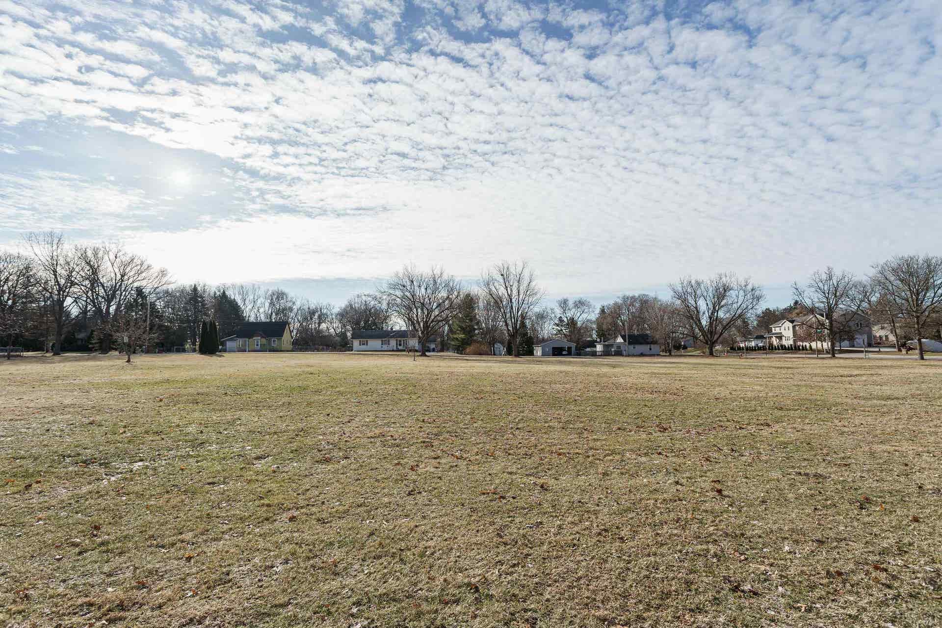 2735 Rimrock Road, Fitchburg, WI 53713