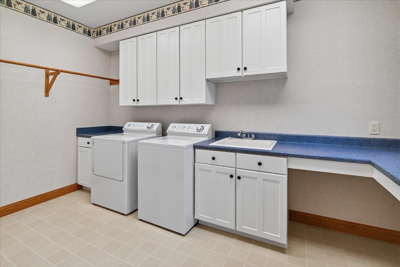 3921 Swoboda Road, Middleton, WI 53593-8108