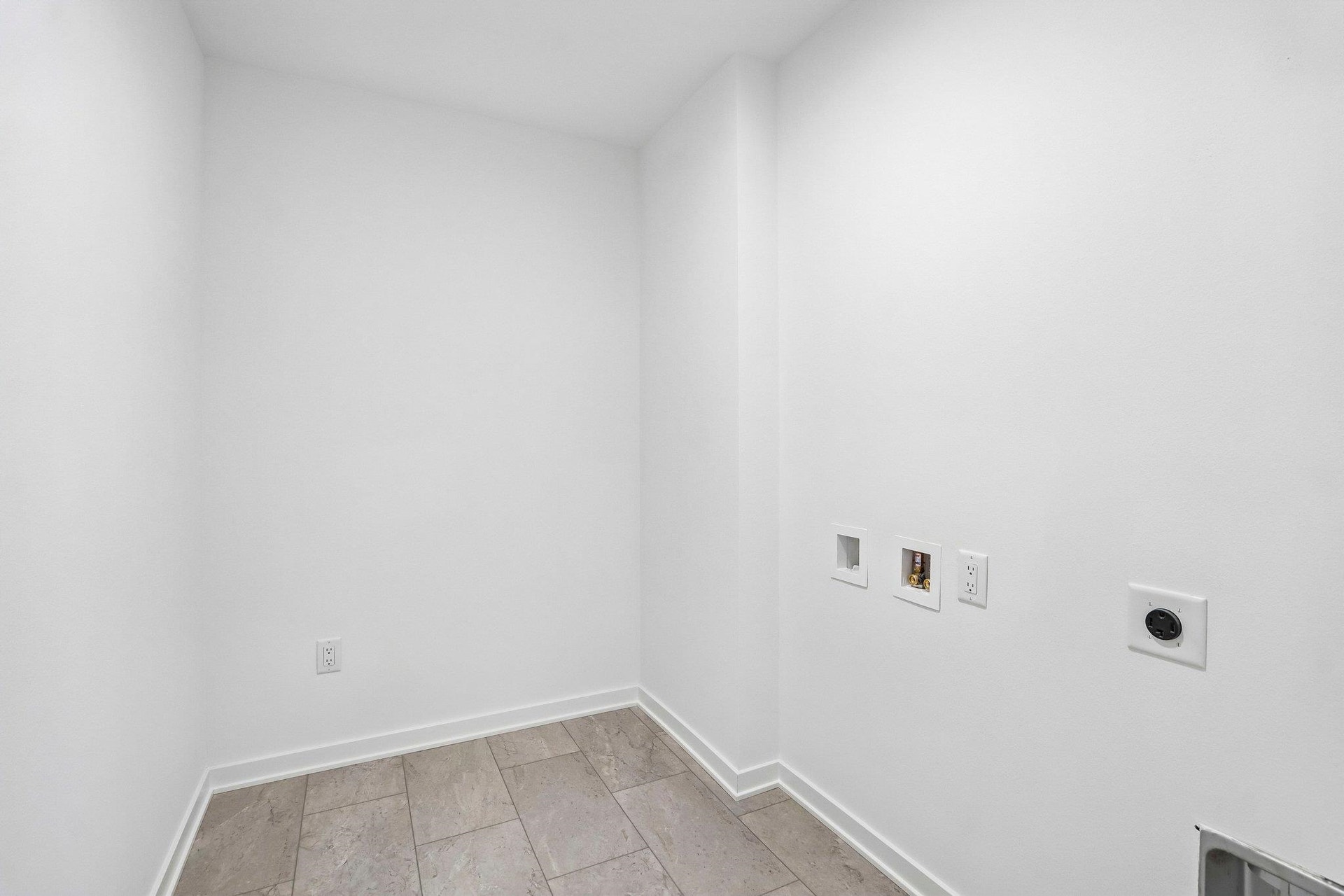 6671 Linnet Lane, Middleton, WI 53562
