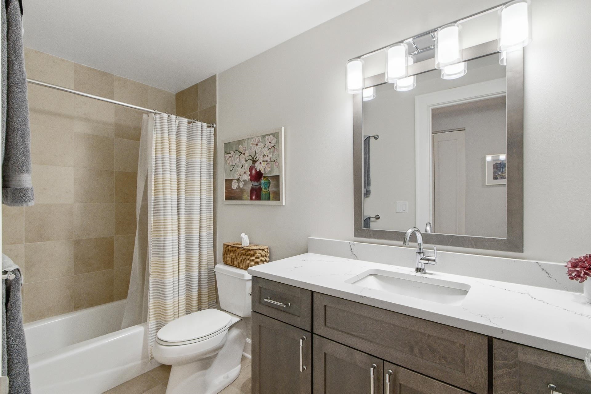 137 E Wilson Street, #314, Madison, WI 53703