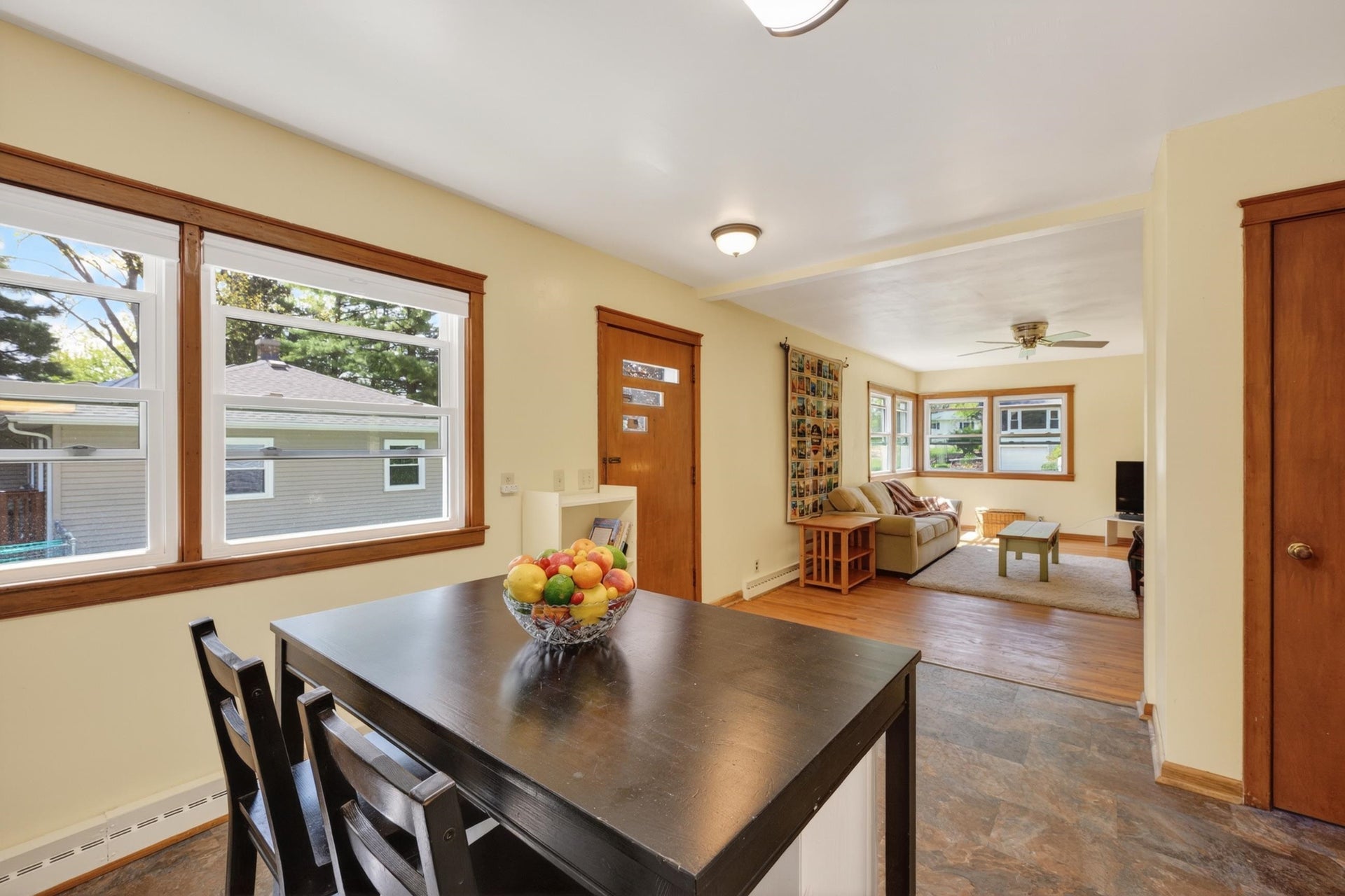 122 Gary Court, Sun Prairie, WI 53590