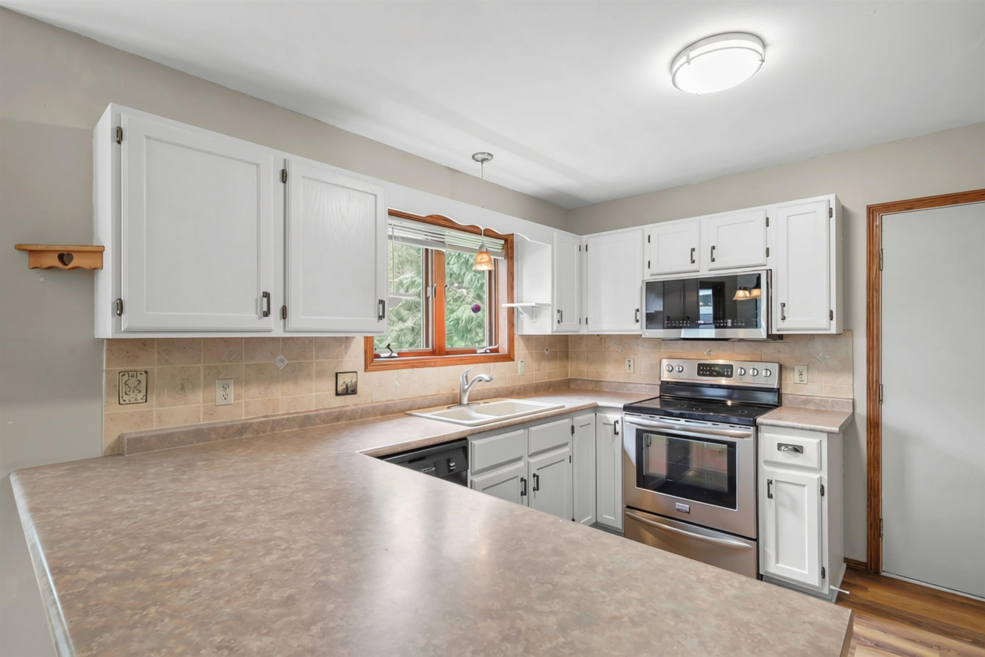 550 Harper Drive, Verona, WI 53593