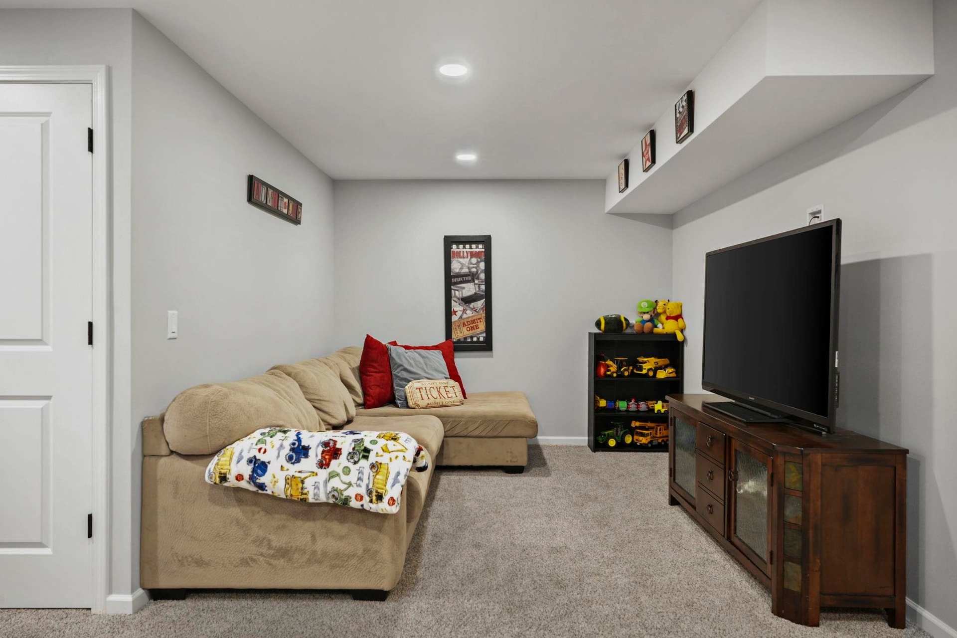 5934 Saturn Drive, Madison, WI 53718