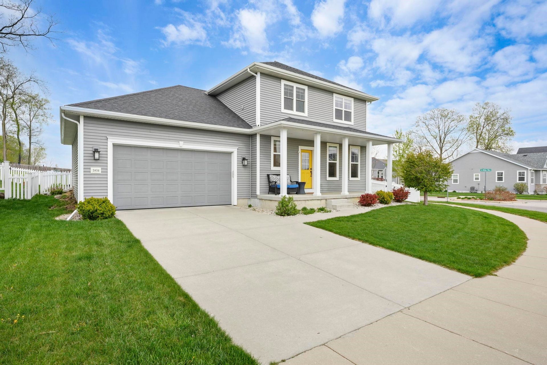 5934 Saturn Drive, Madison, WI 53718