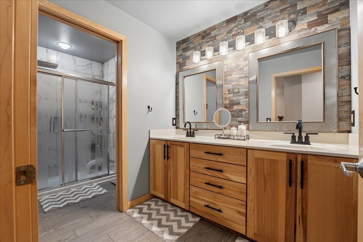 9368 Old Sauk Road, Madison, WI 53562