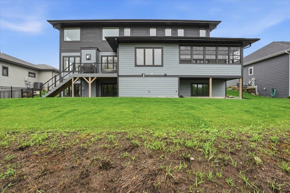 5326 Mary Lane, Fitchburg, WI 53711