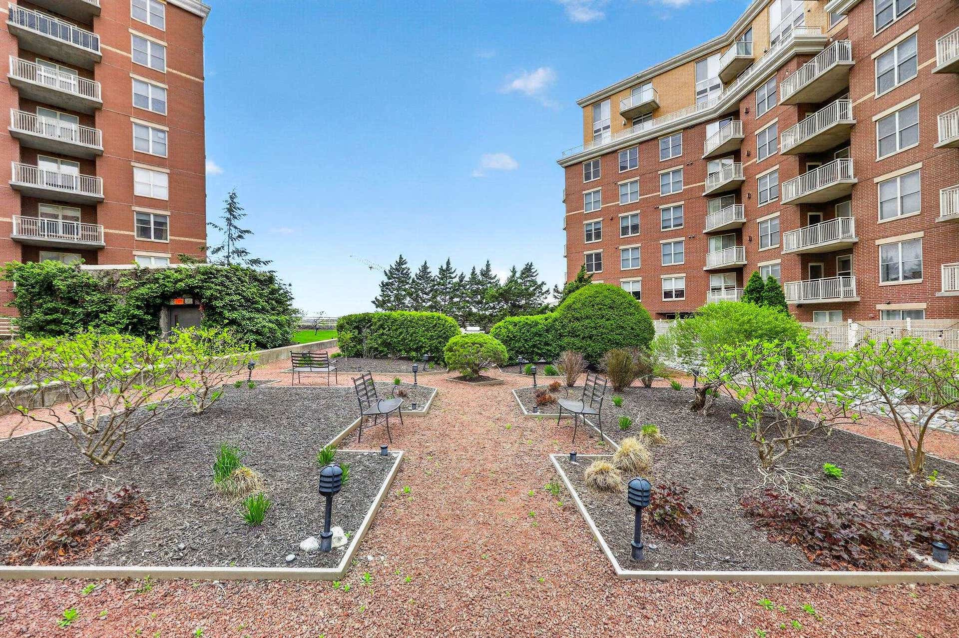 360 W Washington Avenue, #415, Madison, WI 53703