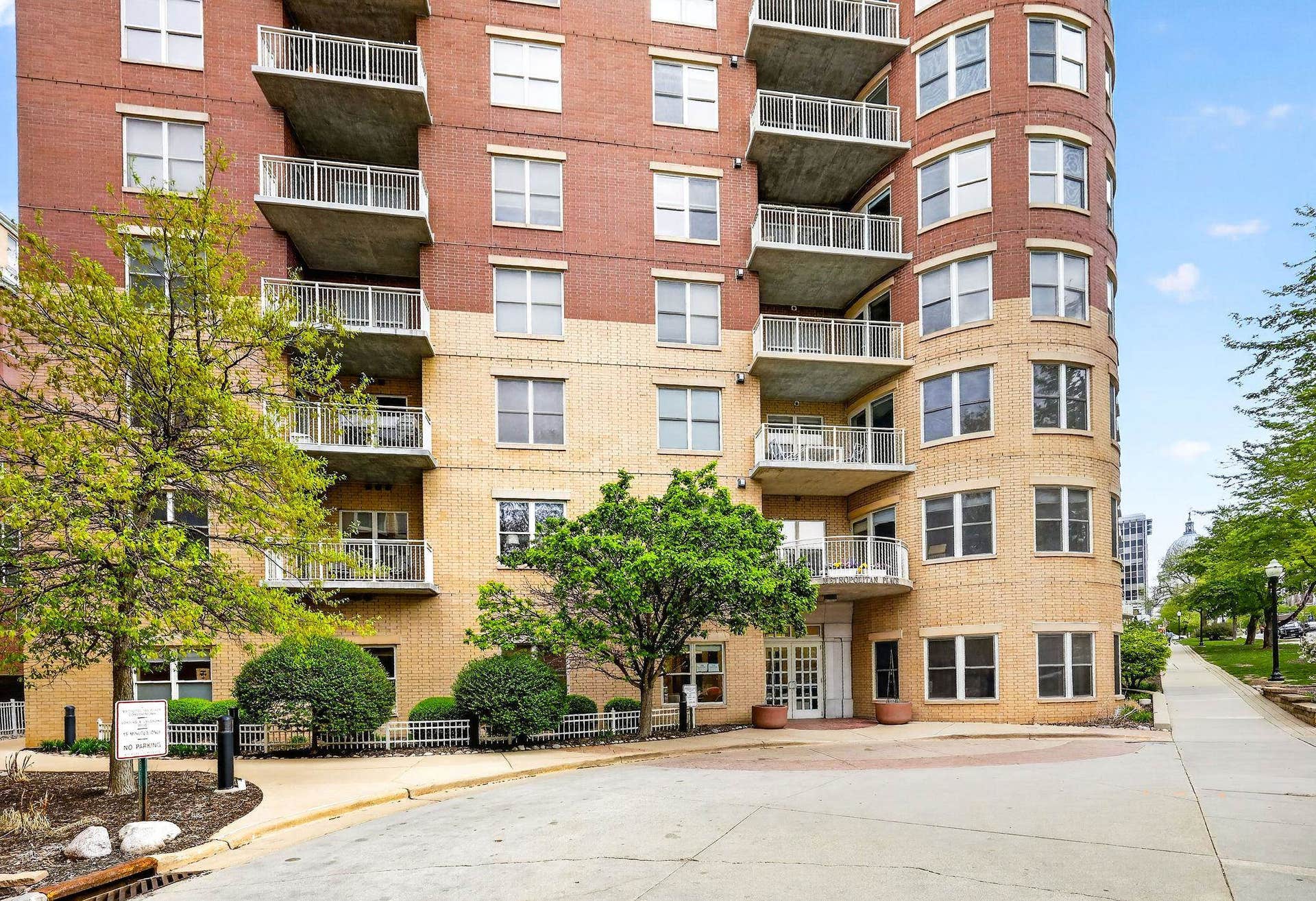 360 W Washington Avenue, #415, Madison, WI 53703