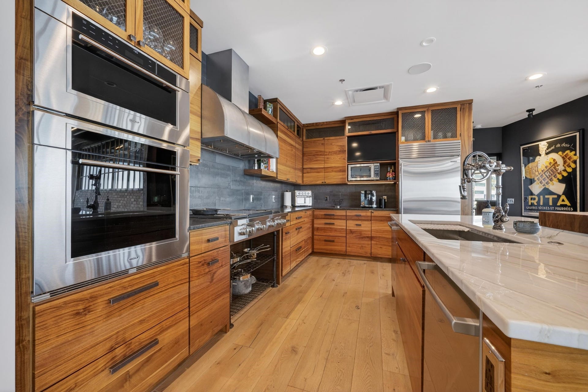 350 S Hamilton Street, #1001, Madison, WI 53703