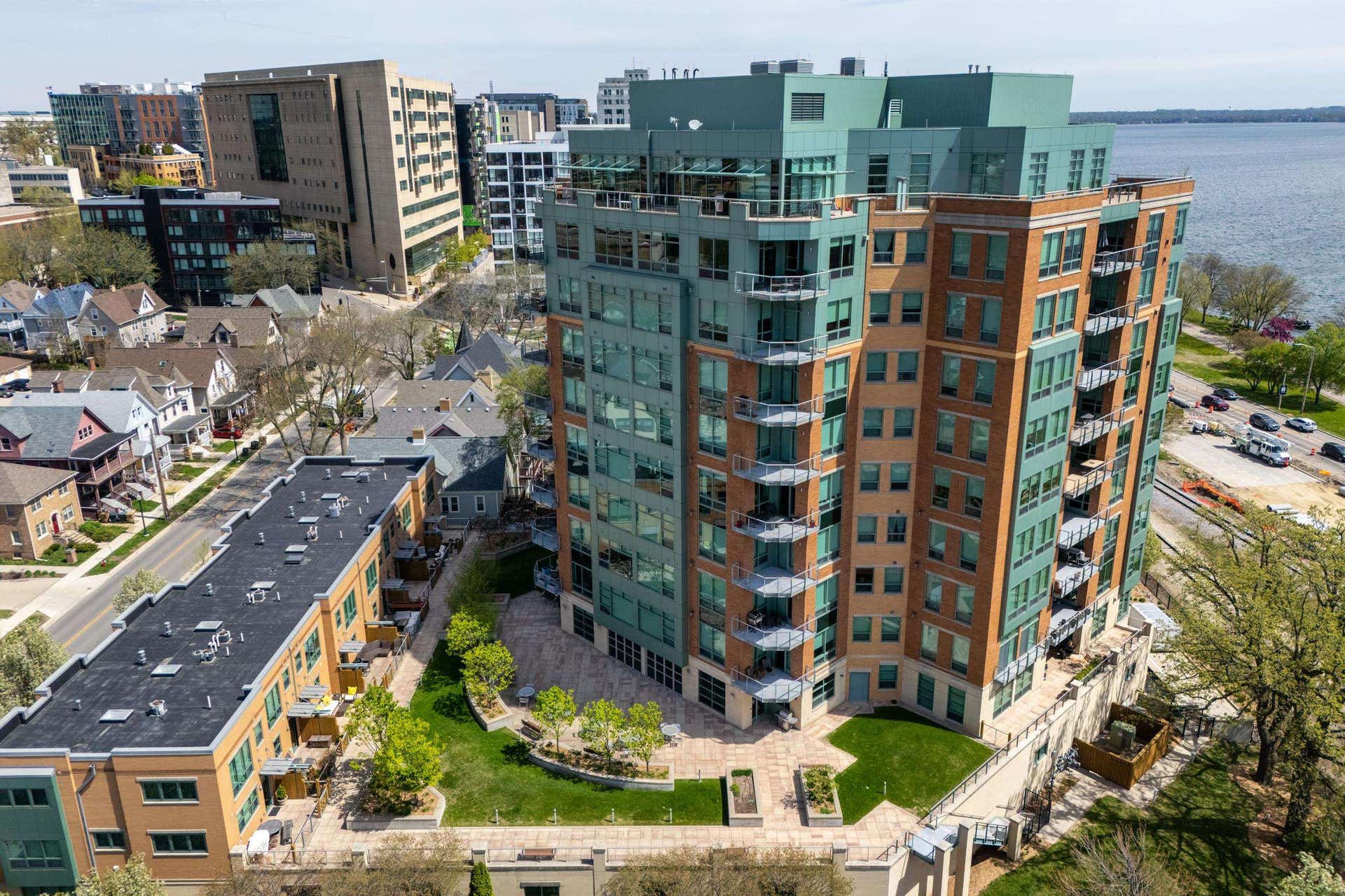 350 S Hamilton Street, #1001, Madison, WI 53703