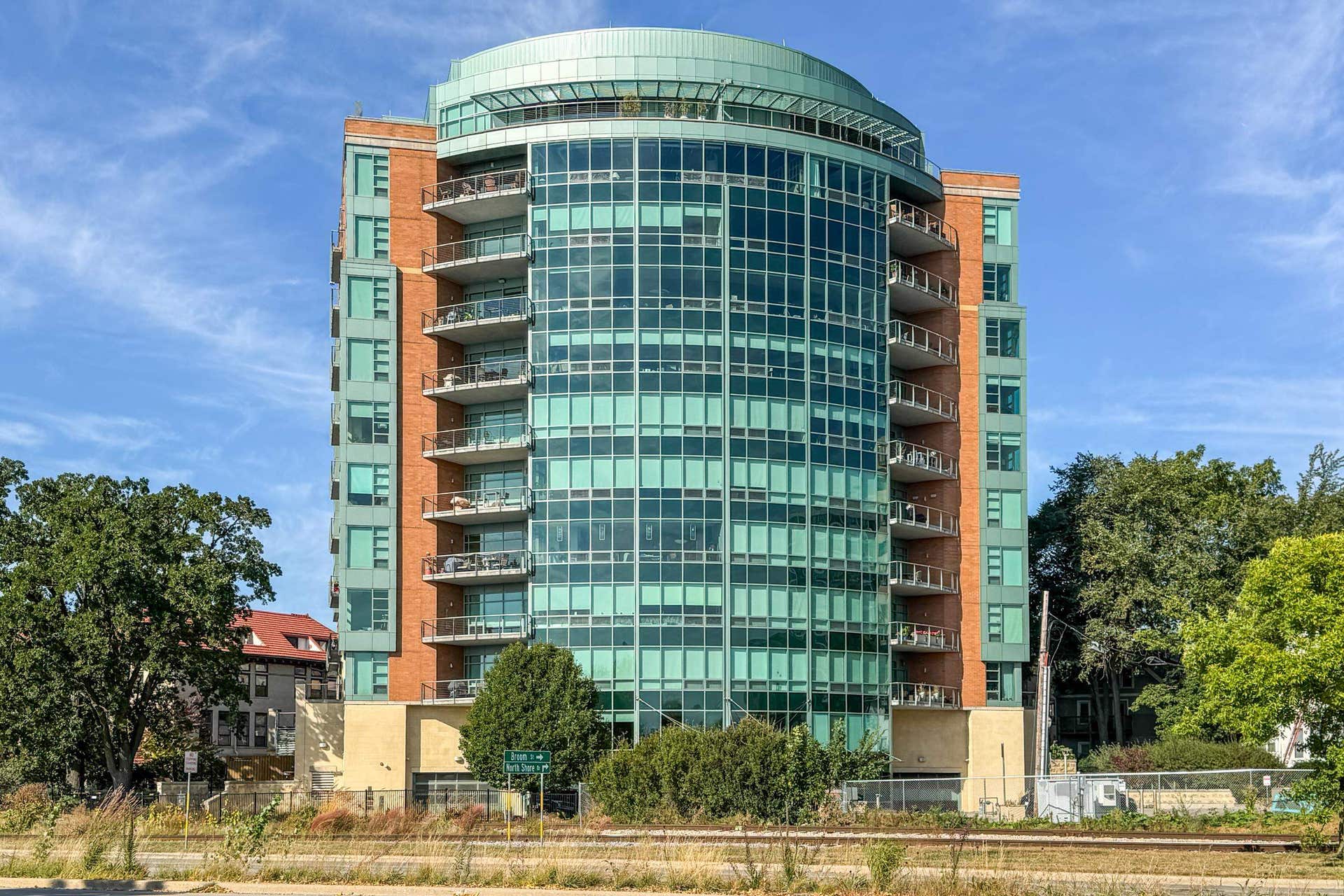 350 S Hamilton Street, #1001, Madison, WI 53703