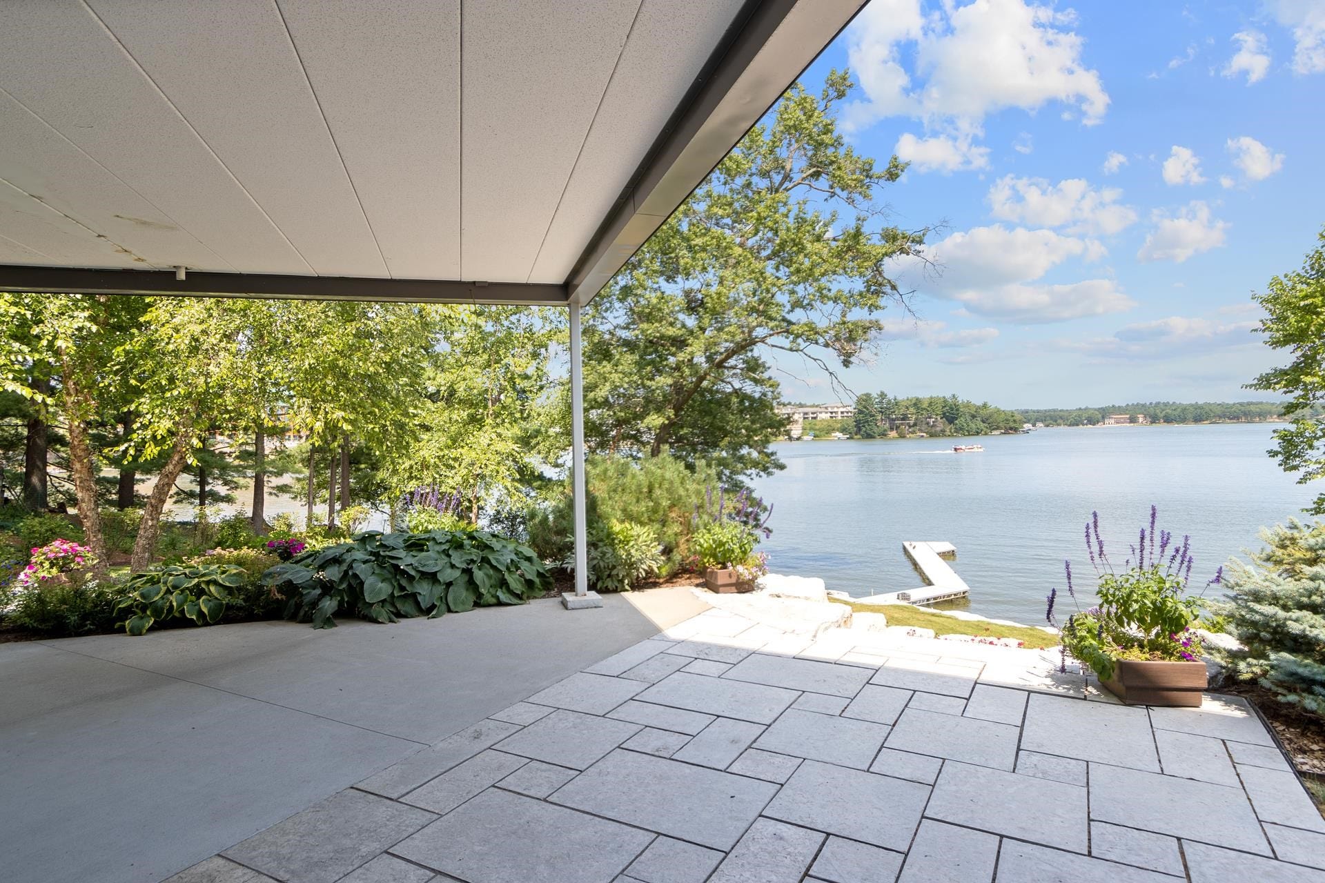 521 Canyon Circle, Lake Delton, WI 53965