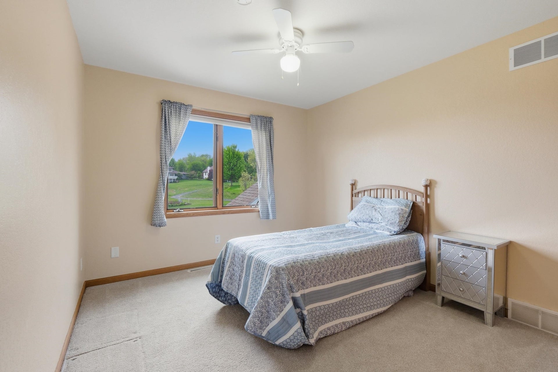 8813 Nelson Crossing, Madison, WI 53593