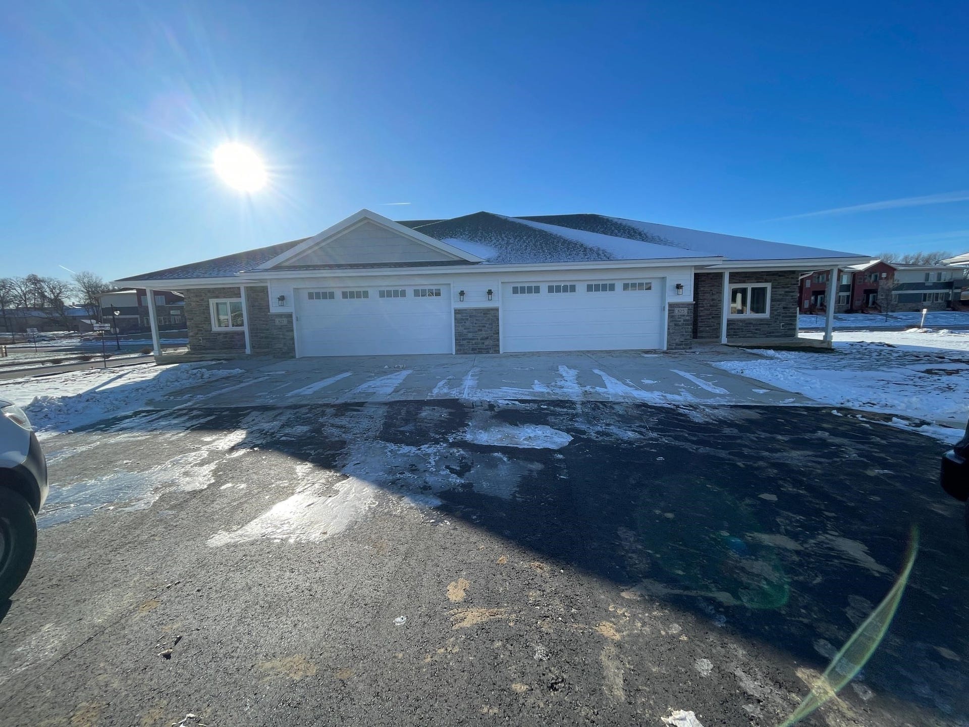 825 Vineyard Drive, Cambridge, WI 53523