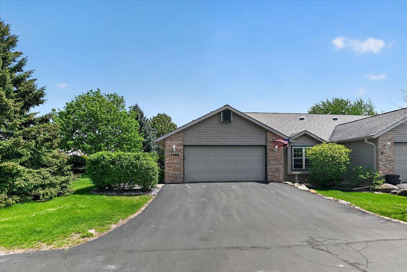 1198 Sawyer Way, Sun Prairie, WI 53590